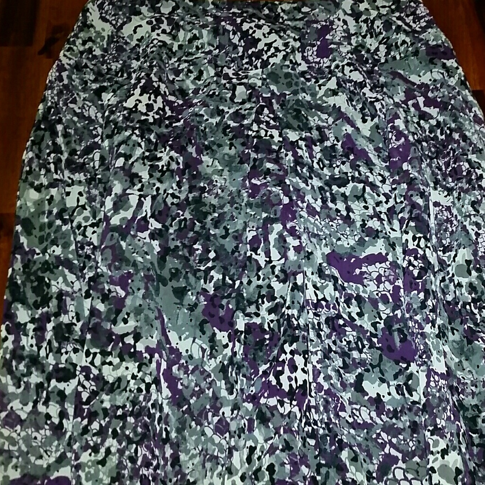 ⚫ East 5th a-line skirt!